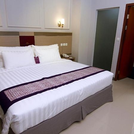 Horison Inn Alaska Semarang Zewnętrze zdjęcie